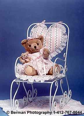 Momma Teddy Bear with baby in the rocking chair